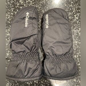 Columbia Youth size L black mittens with Omni-shield. Like new. Leather palms.